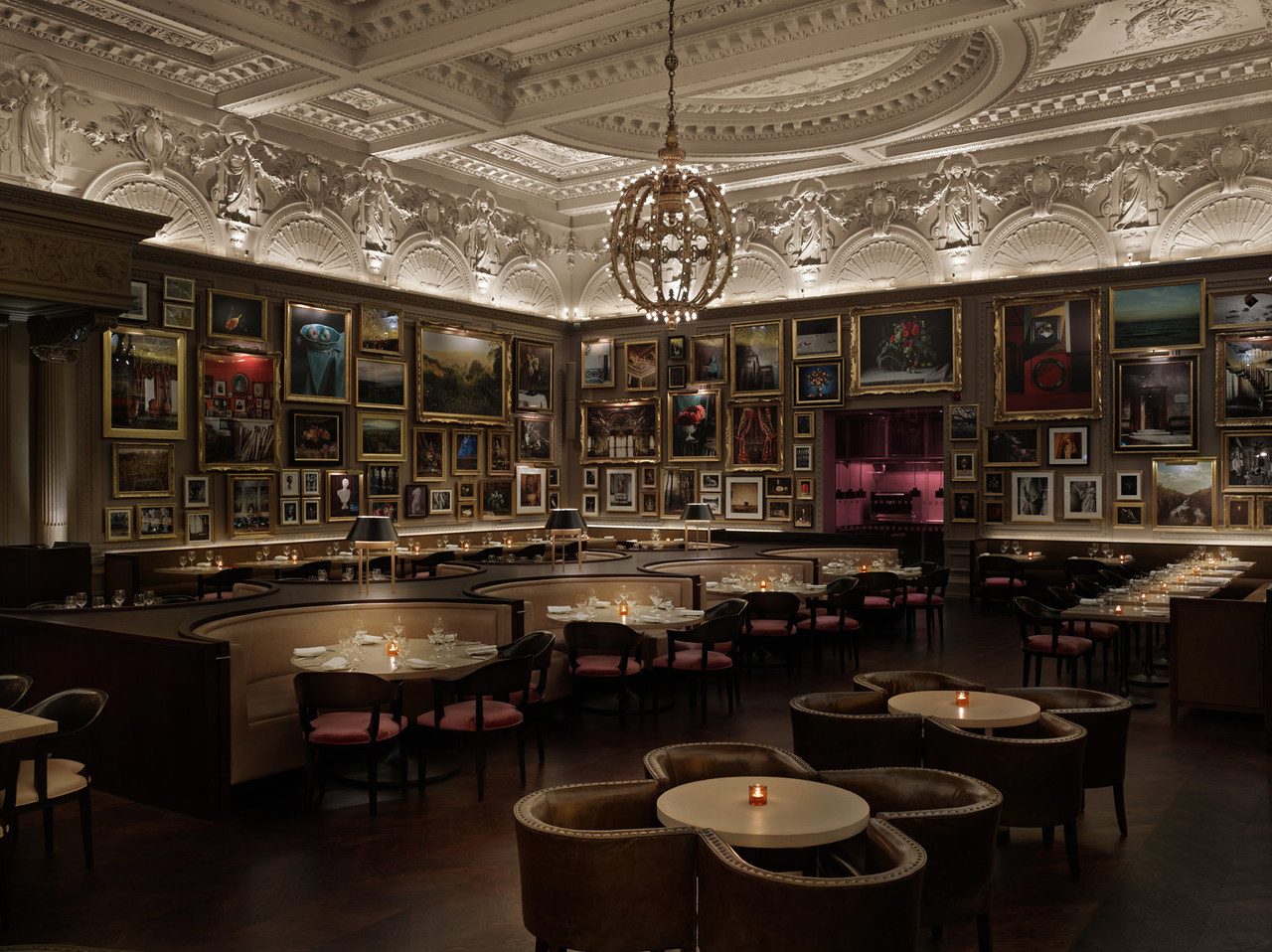Michelin-starred Executive Chef Jason Atherton serves a menu of contemporary British cuisine using locally sourced, seasonal ingredients at Berners Tavern.